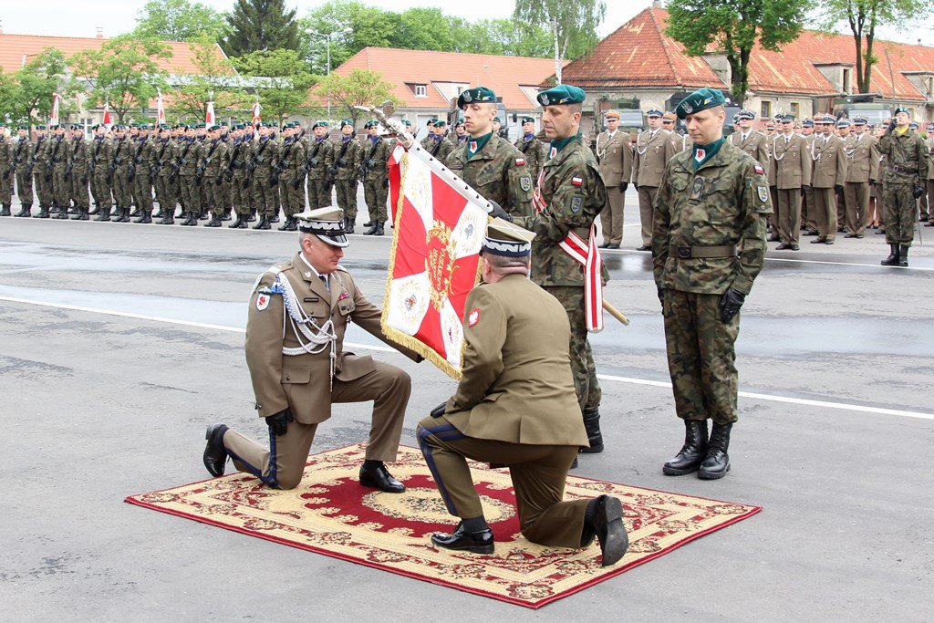 Generał Marek Sokołowski przejął obowiązki dowódcy 16 PDZ [zdjęcia]