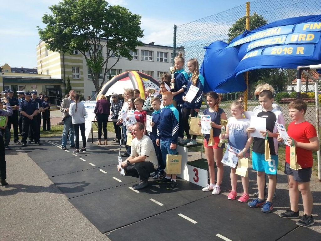 Bezpieczni w ruchu drogowym