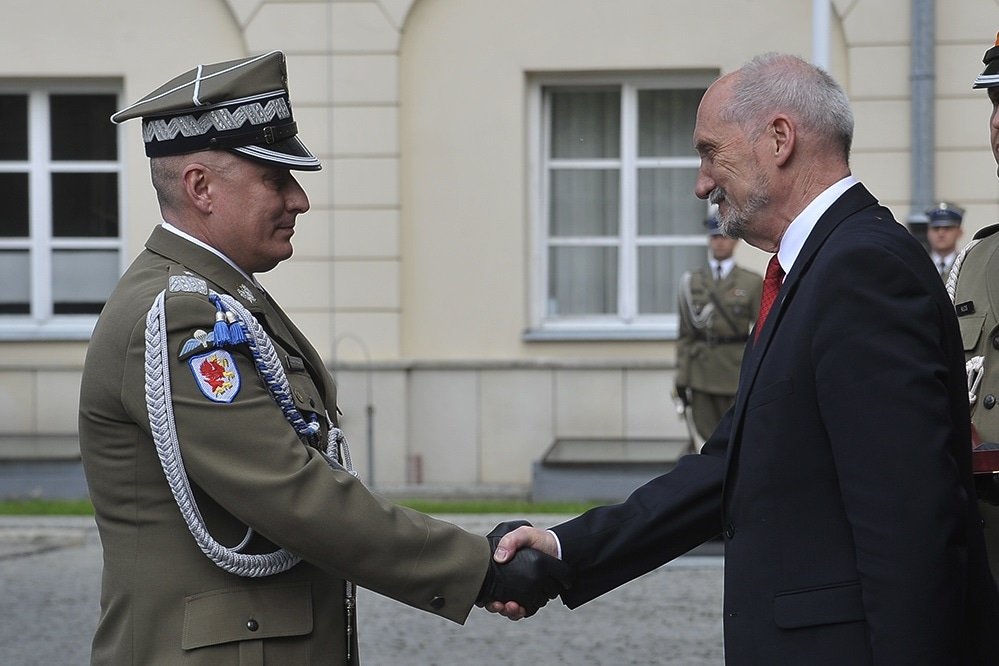 Antoni Macierewicz powołał nowego dowódcę elbląskiej dywizji