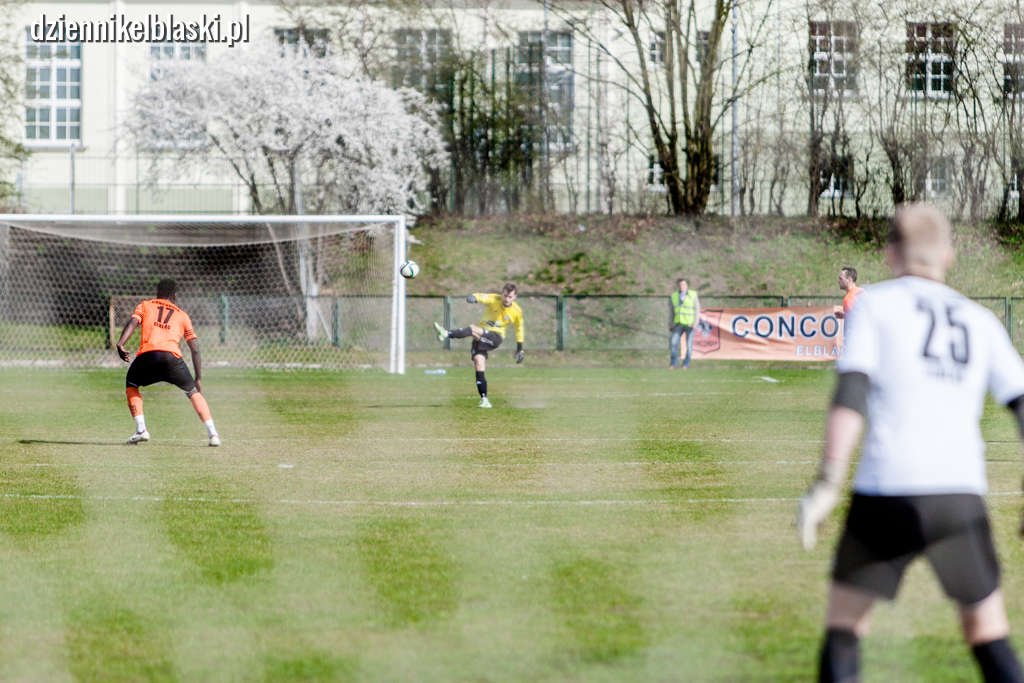 MKS Ełk - Concordia Elbląg 1:0. Wicelider za silny