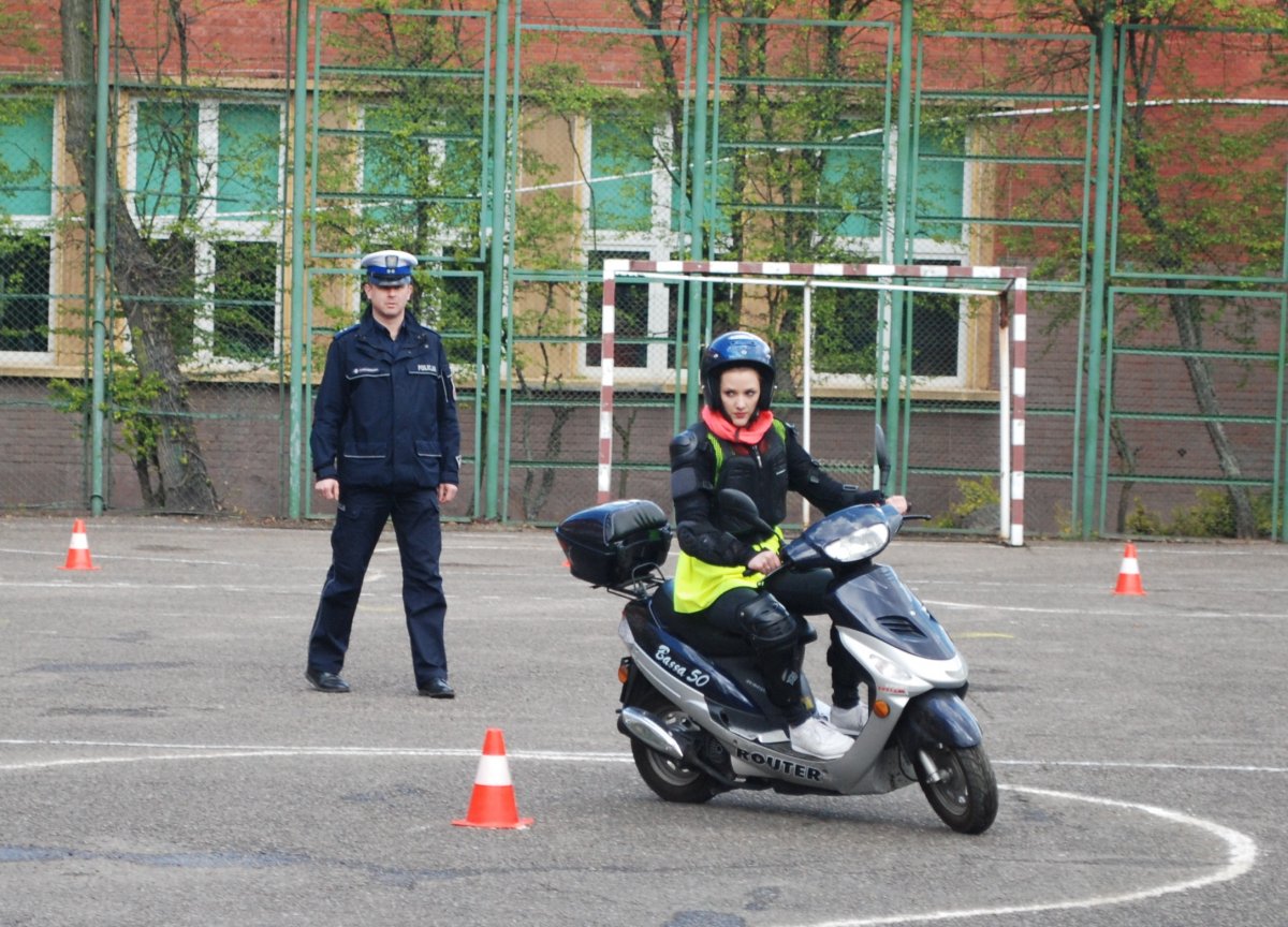 Uczniowie sprawdzili się w turnieju motoryzacyjnym