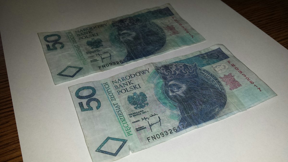 Próbowała zapłacić w sklepie fałszywymi banknotami 