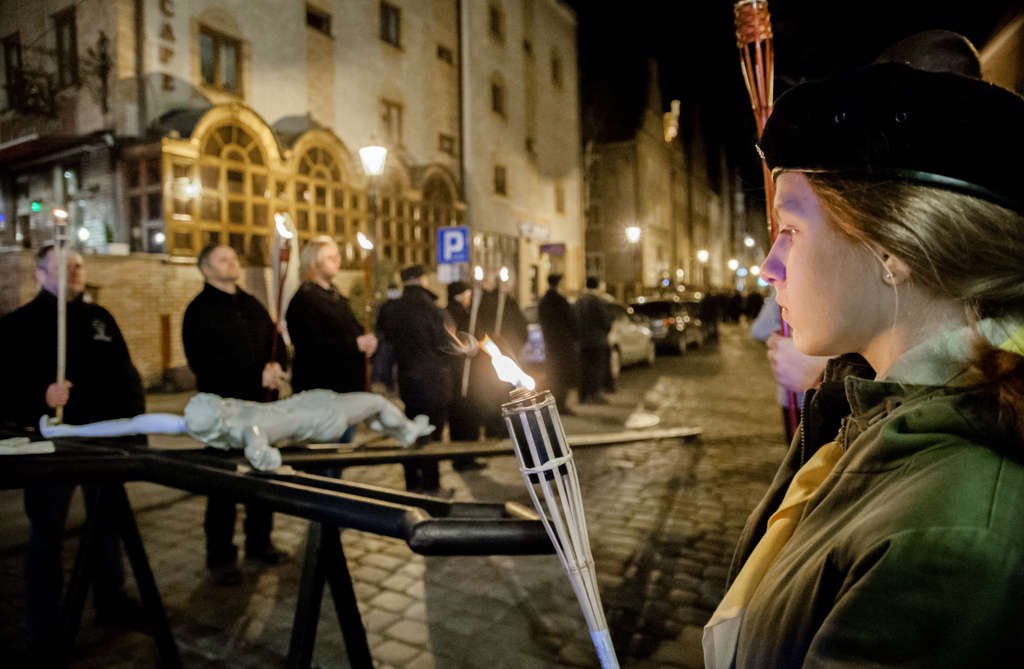 Droga krzyżowa w Elblągu [zdjęcia]