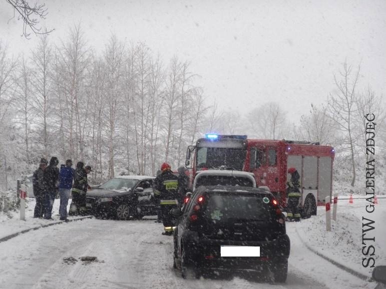 Pierwszy śnieg i pierwsze wypadki