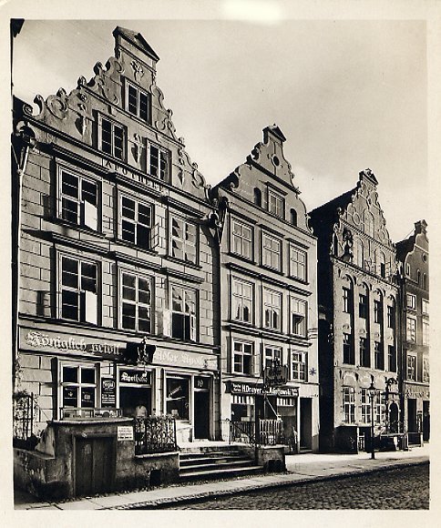 Historia Mostowej... ulicy pełnej pięknych kamienic