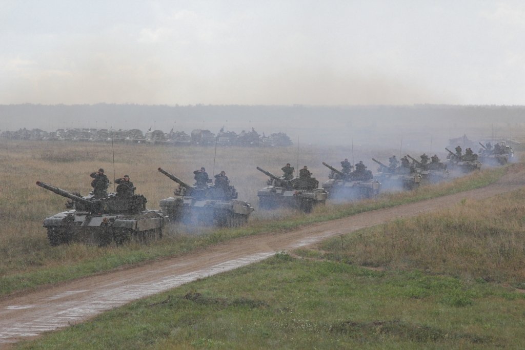 Rocznica powstania 16 Pomorskiej Dywizji Zmechanizowanej. Uroczystości na poligonie. Zdjęcia!