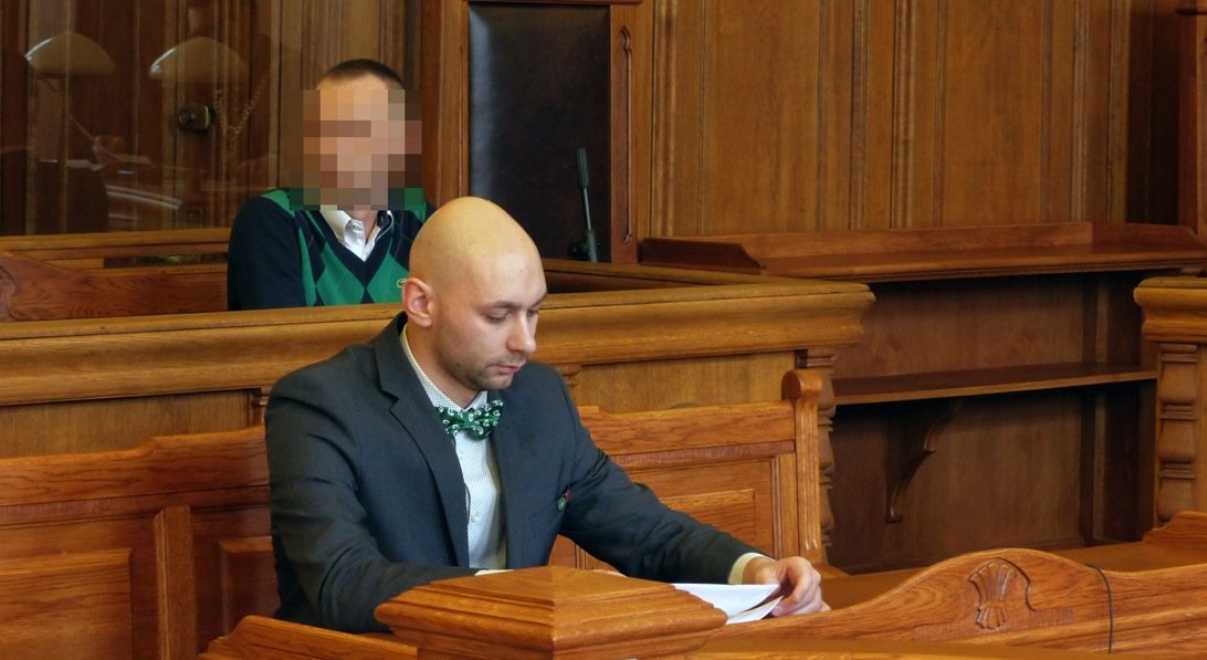 Proces ws. dopalaczy ponownie odroczony. Jeden z oskarżonych jest chory