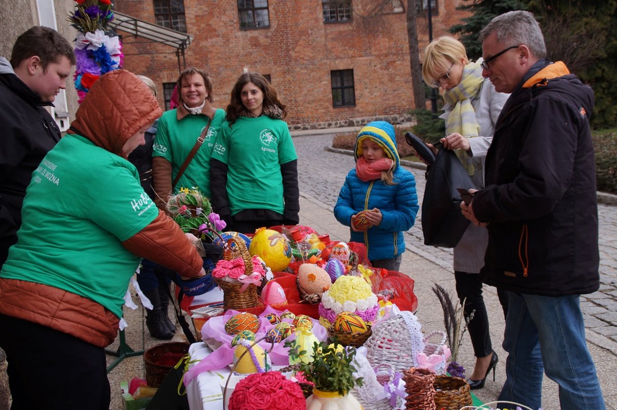 Jarmark Wielkanocny na placu św. Wojciecha. Zdjęcia!