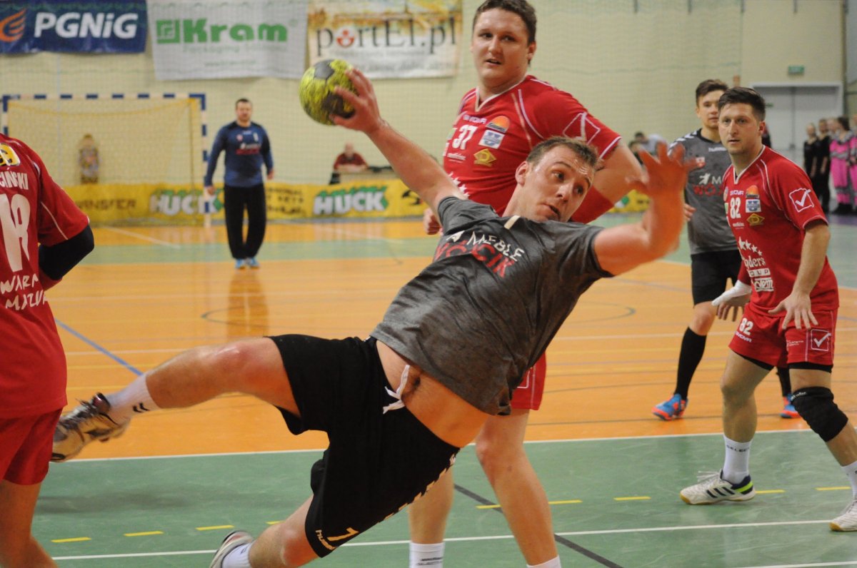 Meble Wójcik Elbląg wygrały z Warmią Traveland Olsztyn 31:30