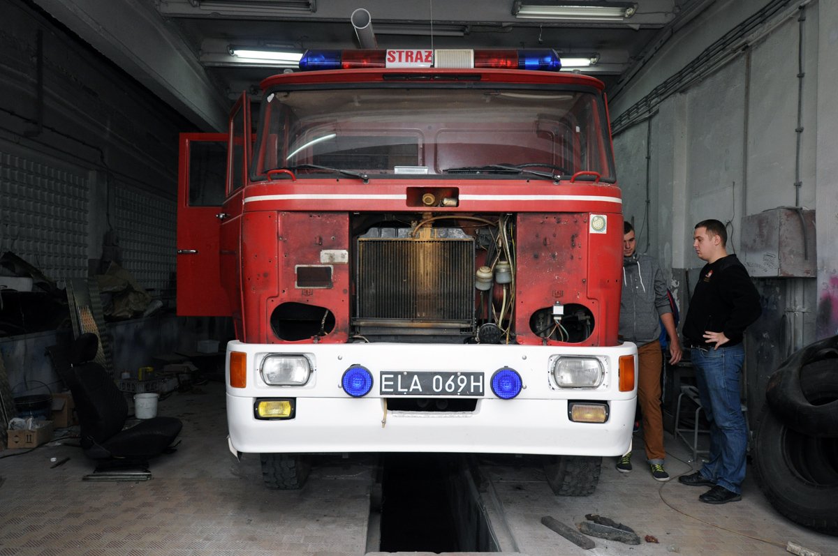 Strażacy potrzebują nowego wozu. Stary reanimują, jak mogą 
