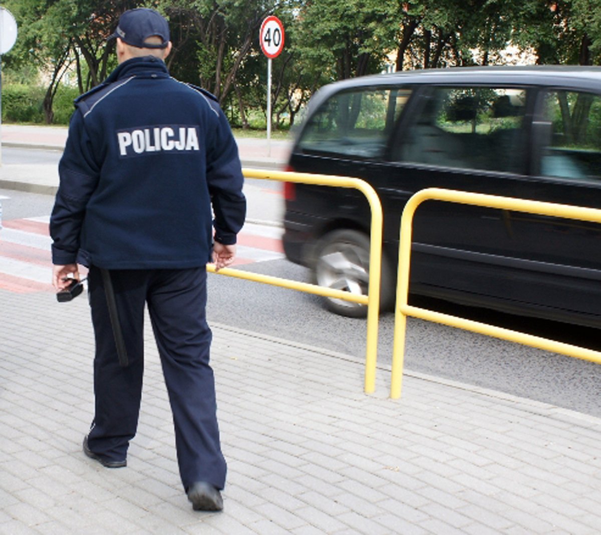 Zatrzymali nietrzeźwych kierowców pod szkołami w Nowakowie i Węzinie