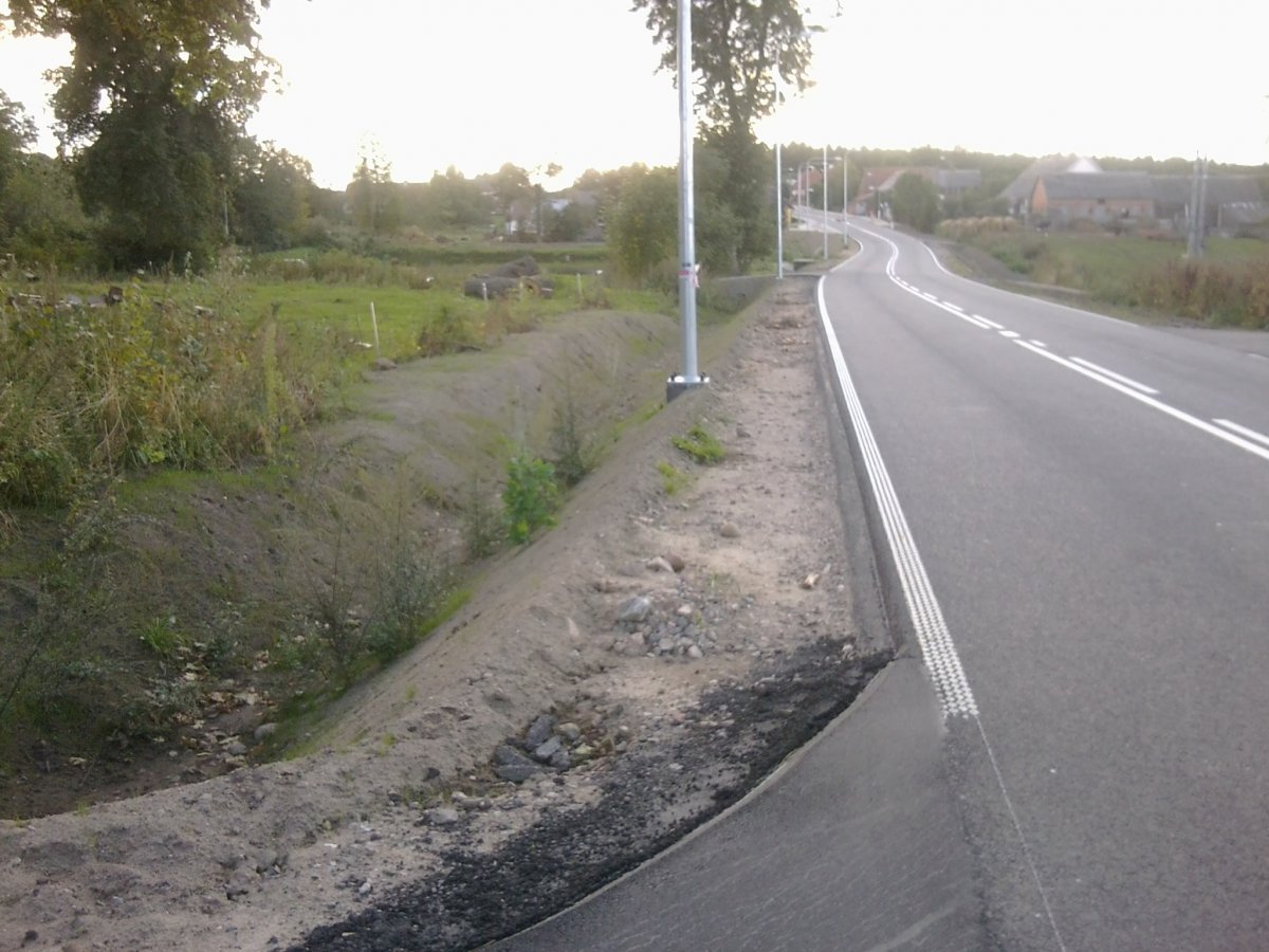 Mieszkańcy pytają, gdzie jest chodnik?