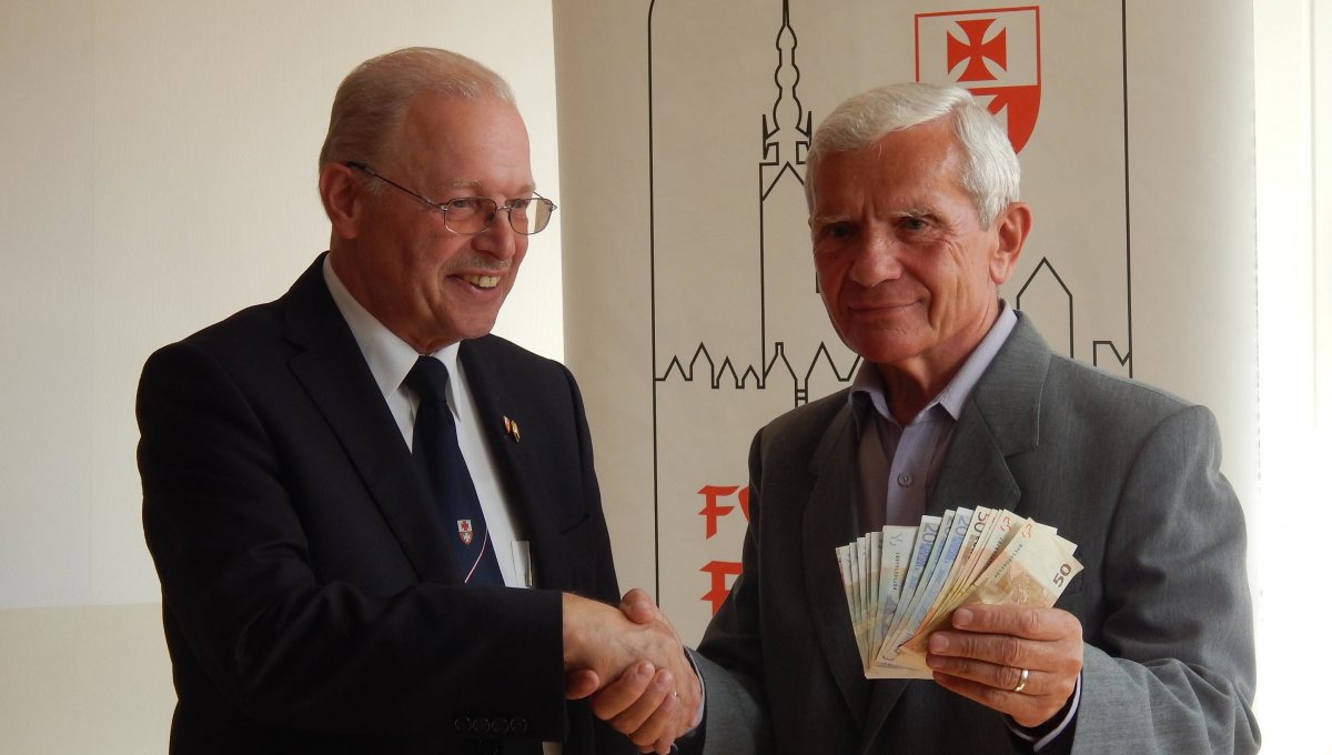Nie zapominają o rodzinnych stronach. Pieniężna darowizna dla Fundacji Elbląg