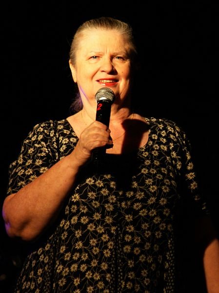 Stanisława Celińska z recitalem w bibliotece 
