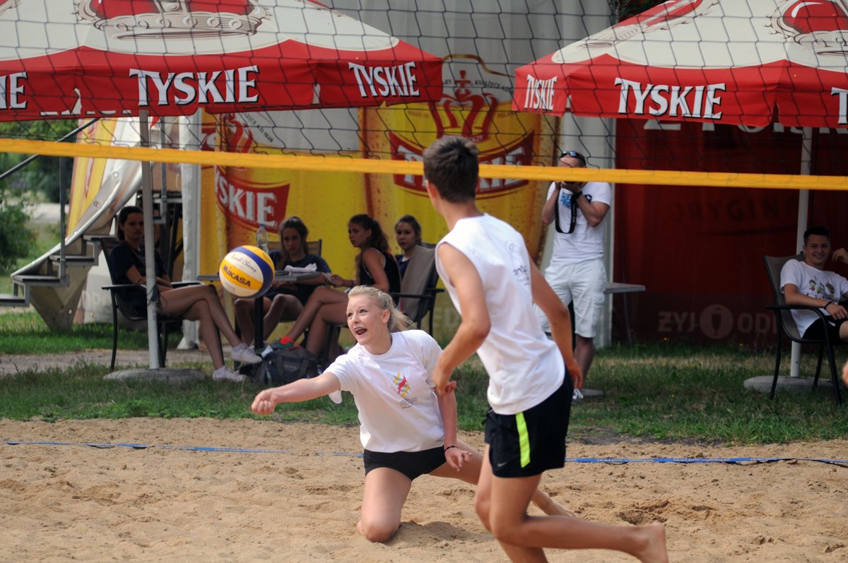 Powalczyli o puchar na plaży w Tawernie Tortuga