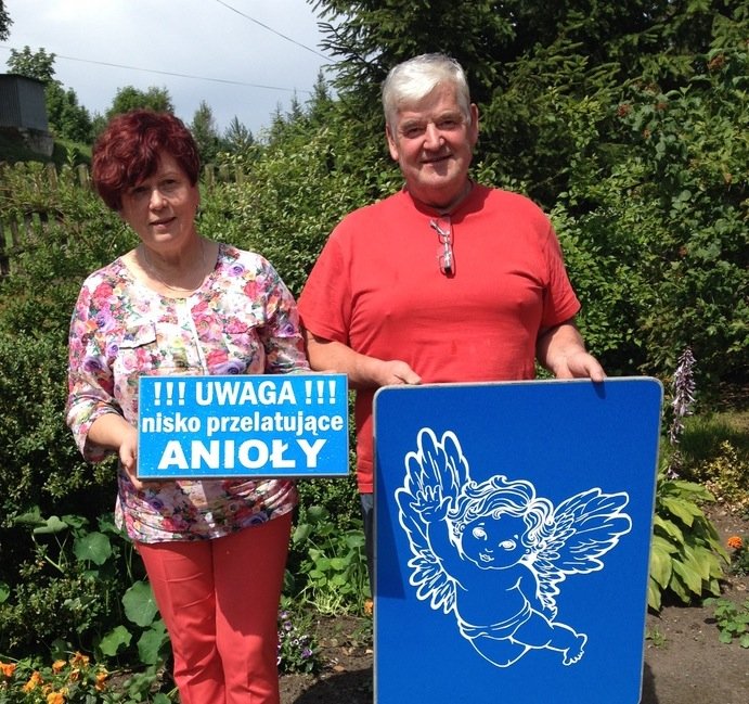 Uwaga nisko przelatujące anioły 