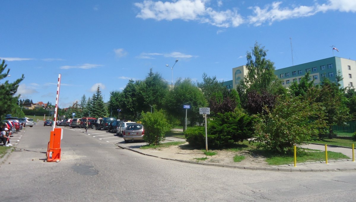 Od czwartku płatny parking przy szpitalu wojewódzkim. Darmowe pierwsze 10 minut