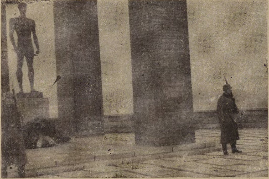 Wzgórze Ludendorffa, Góra Pomnik czyli Gęsia Góra
