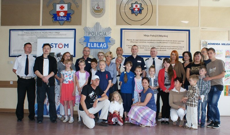 Najmłodsi nagrodzeni w policyjnym konkursie