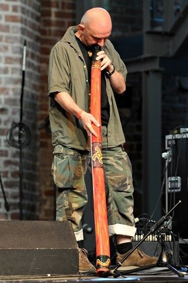 Spróbuj zagrać na didgeridoo. Zupełnie za darmo