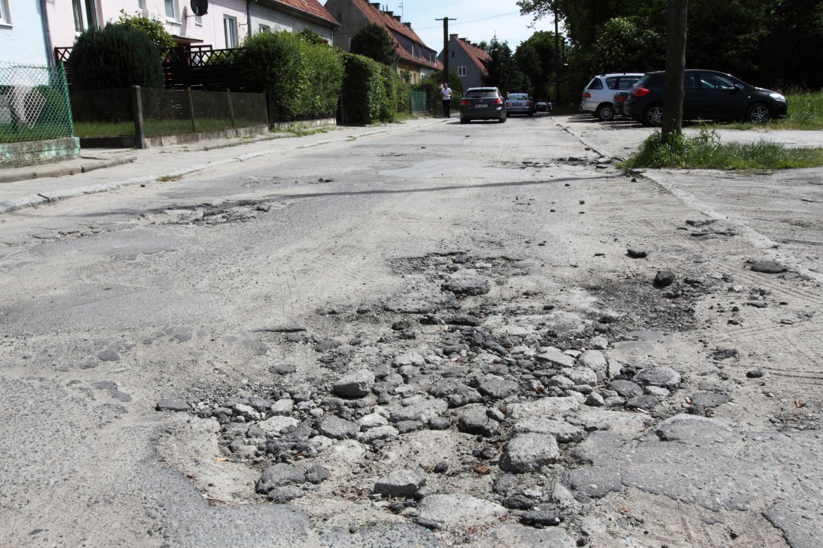 Częstochowska pożegna się z dziurami. Długo na to czekali
