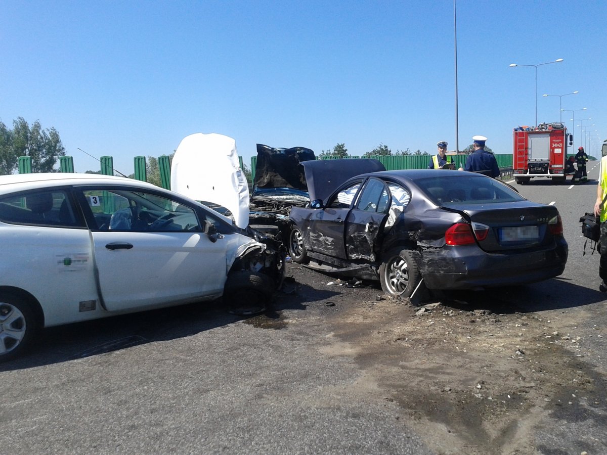 Poważny wypadek na obwodnicy Elbląga. 69-latek jechał pod prąd