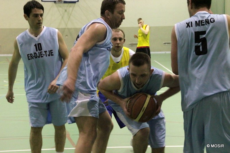 W lidze koszykówki czas na fazę play-off