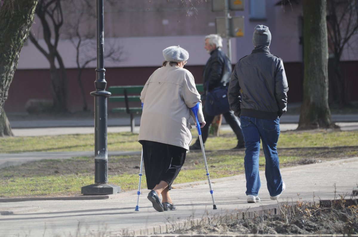 Opiekujesz się babcią, to radź sobie sam  