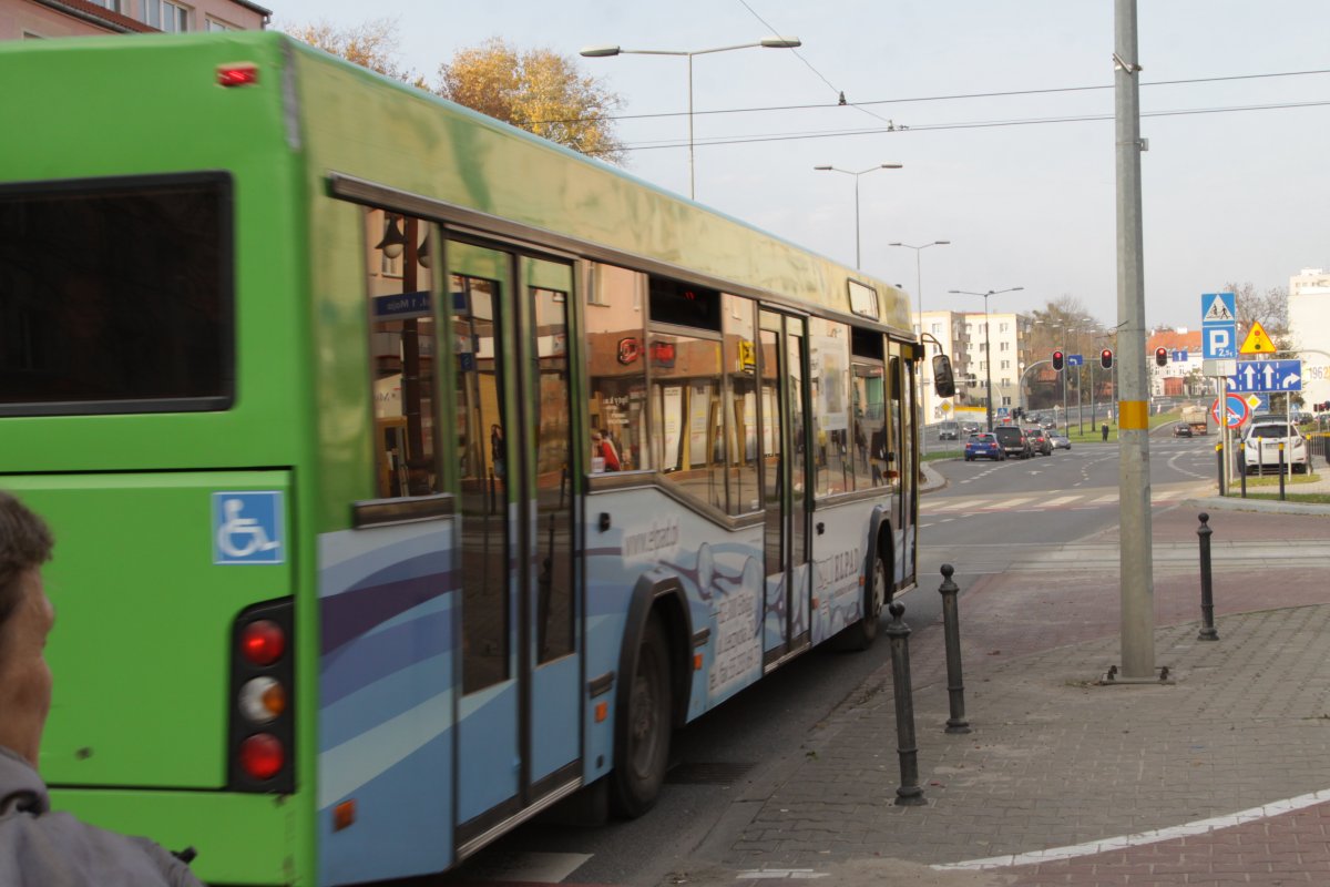  Do szpitala wojewódzkiego z przesiadką  