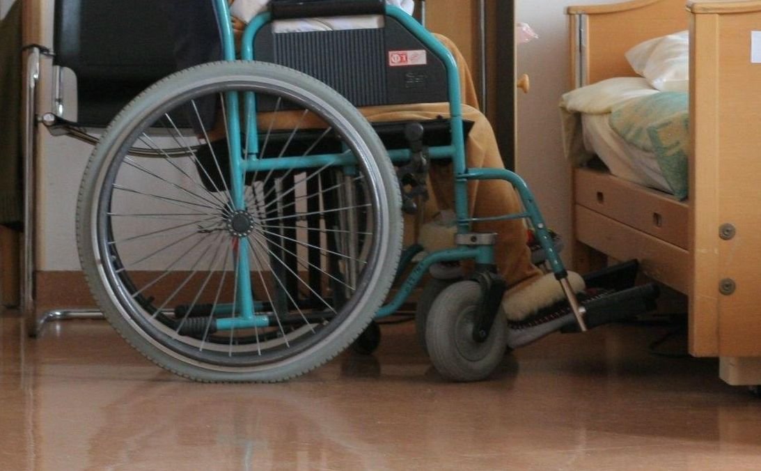 Do lekarza i urzędu z pomocnikiem  