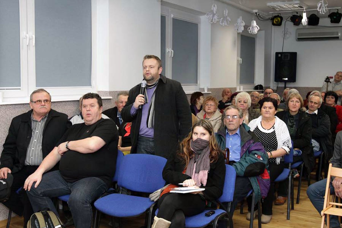 Mieszkańcy pytają: o ławki, dziki i chodniki