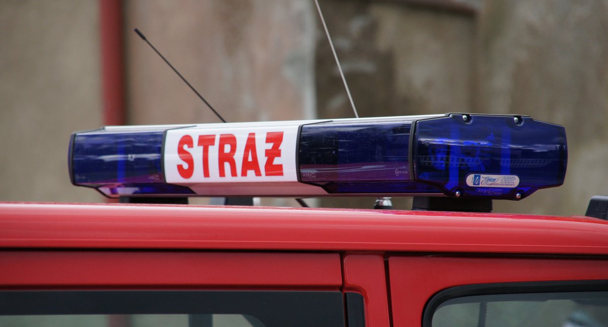 Pożar w Suchaczu. Ogień strawił dach budynku mieszkalnego
