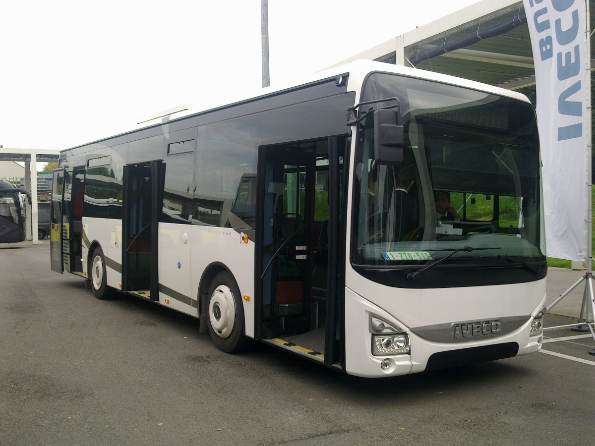 Uśmiechnięte autobusy Warbusa już od lutego będą woziły elblążan