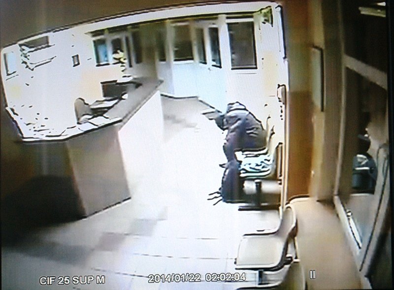 Turystę z Niemiec wyprosili nocą z dworca na mróz