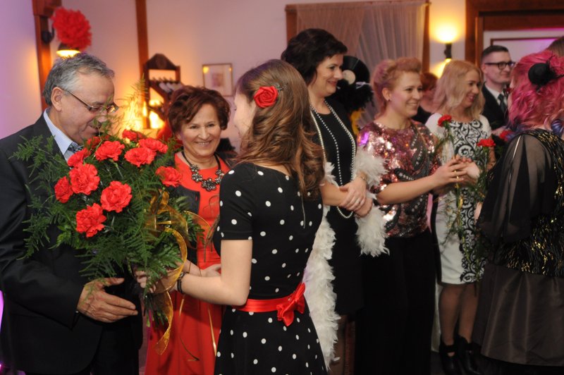 Studniówka Liceum Plastycznego w Gronowie Górnym. Zobacz zdjęcia