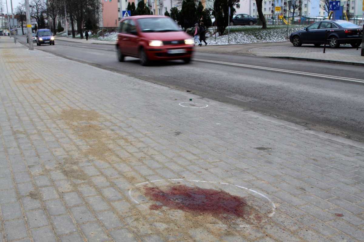 Wypadek na Robotniczej. Potrącony 79-latek zmarł 