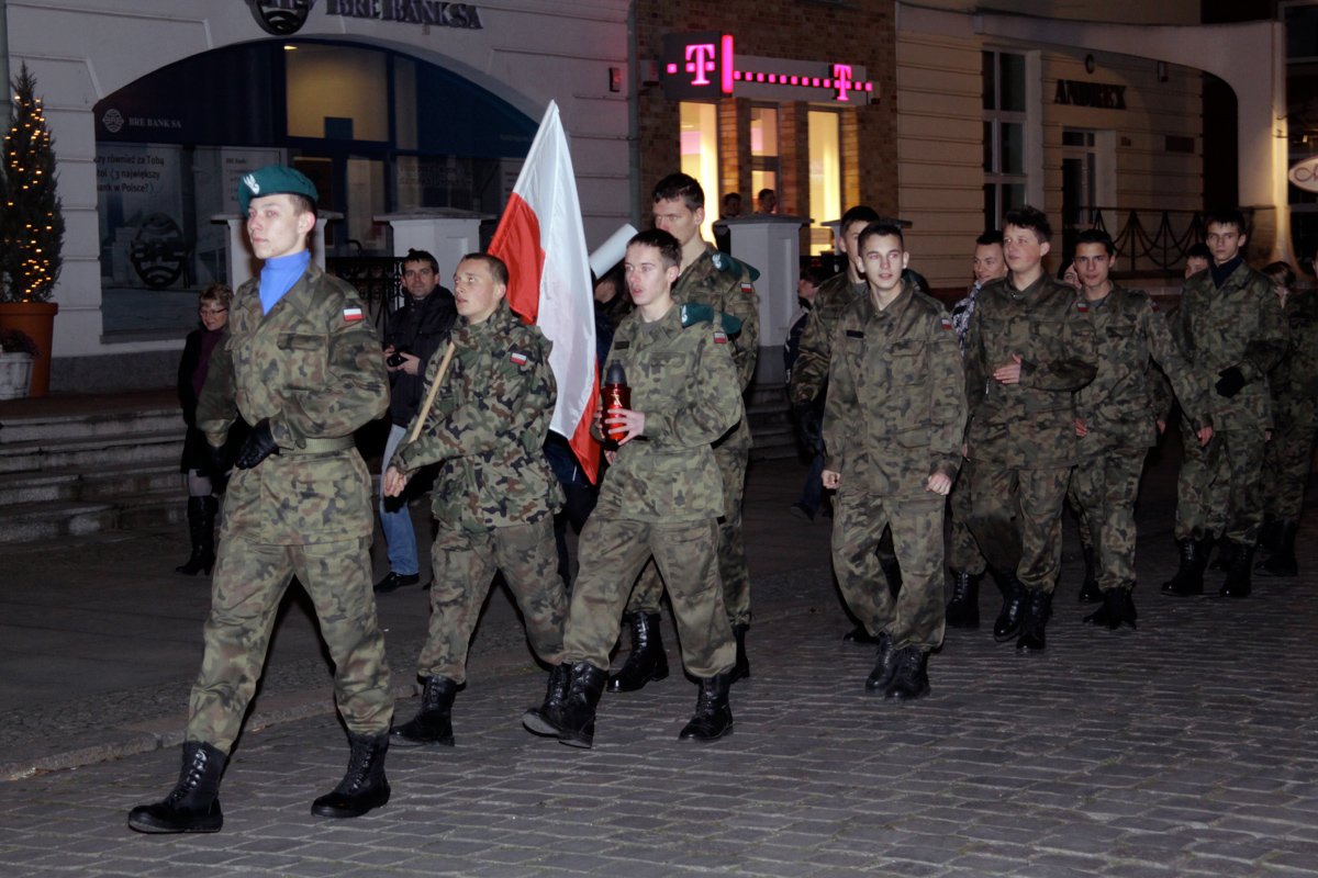 Marsz Podchorążych przejdzie ulicami Starego Miasta