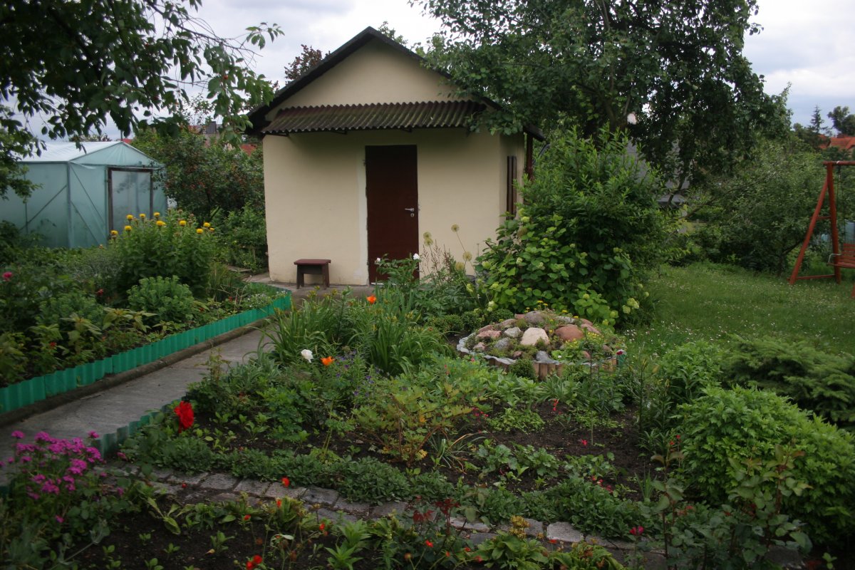 Wywożą puste śmietniki, bo taki jest regulamin