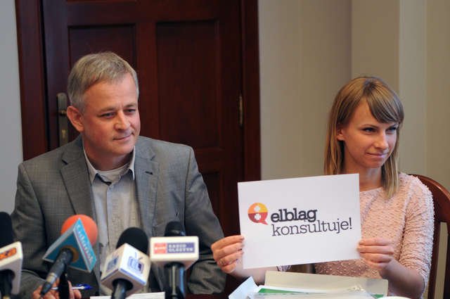 Jak mieszkaniec z urzędnikiem  