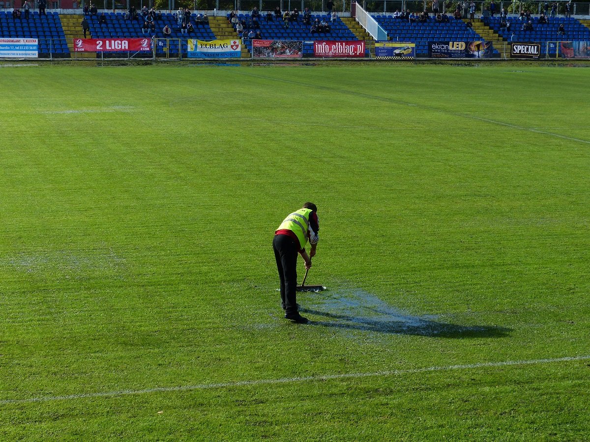Jak na Stadionie Narodowym. Basen zamiast boiska. FILM!