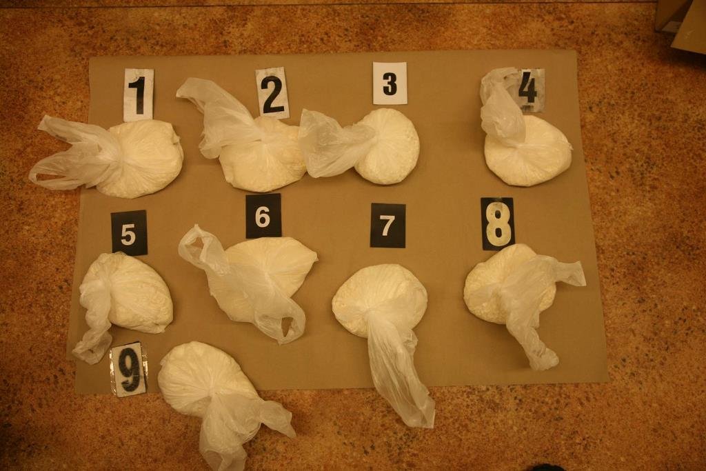 CBŚ uderza w dilerów w Elblągu. Przejęto blisko 5 kg narkotyków