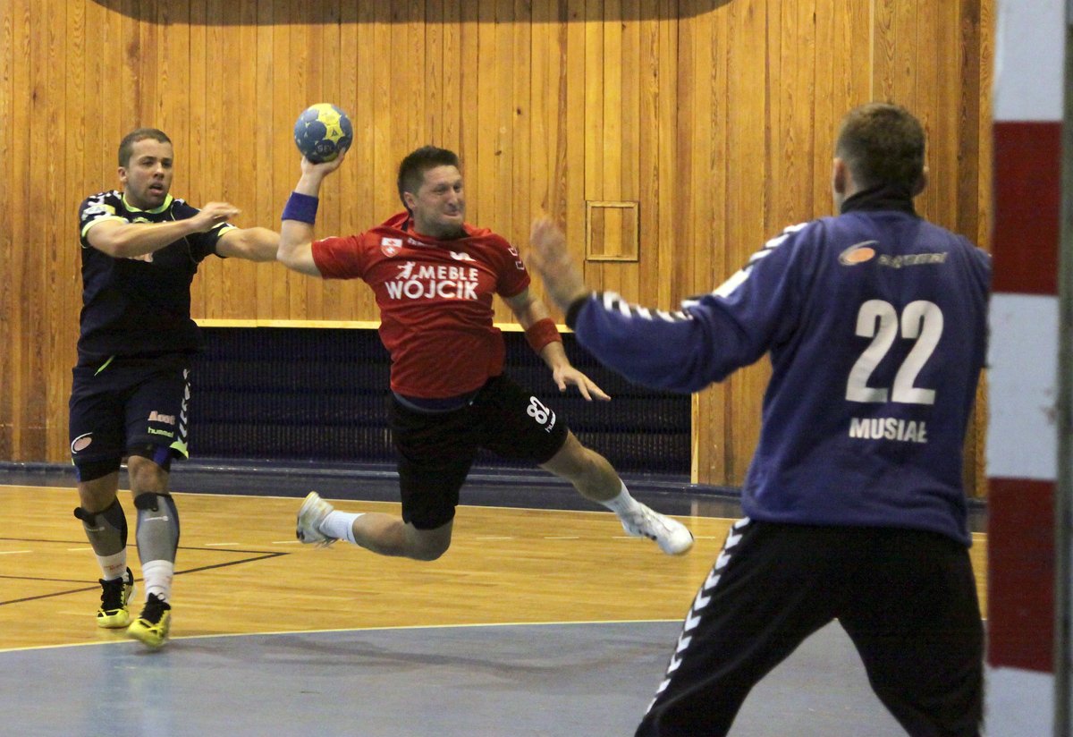 AZS Bydgoszcz - Meble Wójcik 24:32. Obiecywali, że jadą po zwycięstwo 