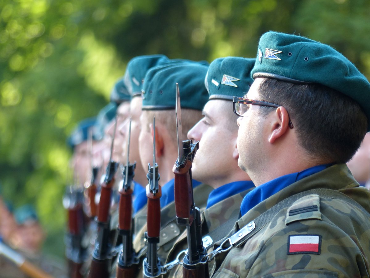 Apel Pamięci i wieńce. Święto Wojska Polskiego