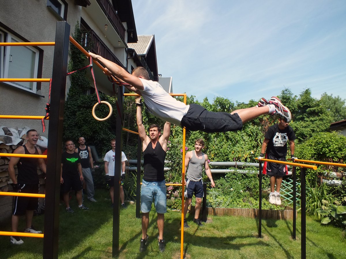 Maciej zaprasza do własnego ogrodu na street workout