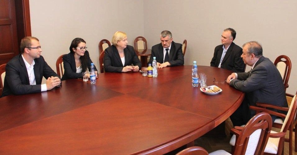 Prezydent Elbląga w obronie szkoły w Kępkach