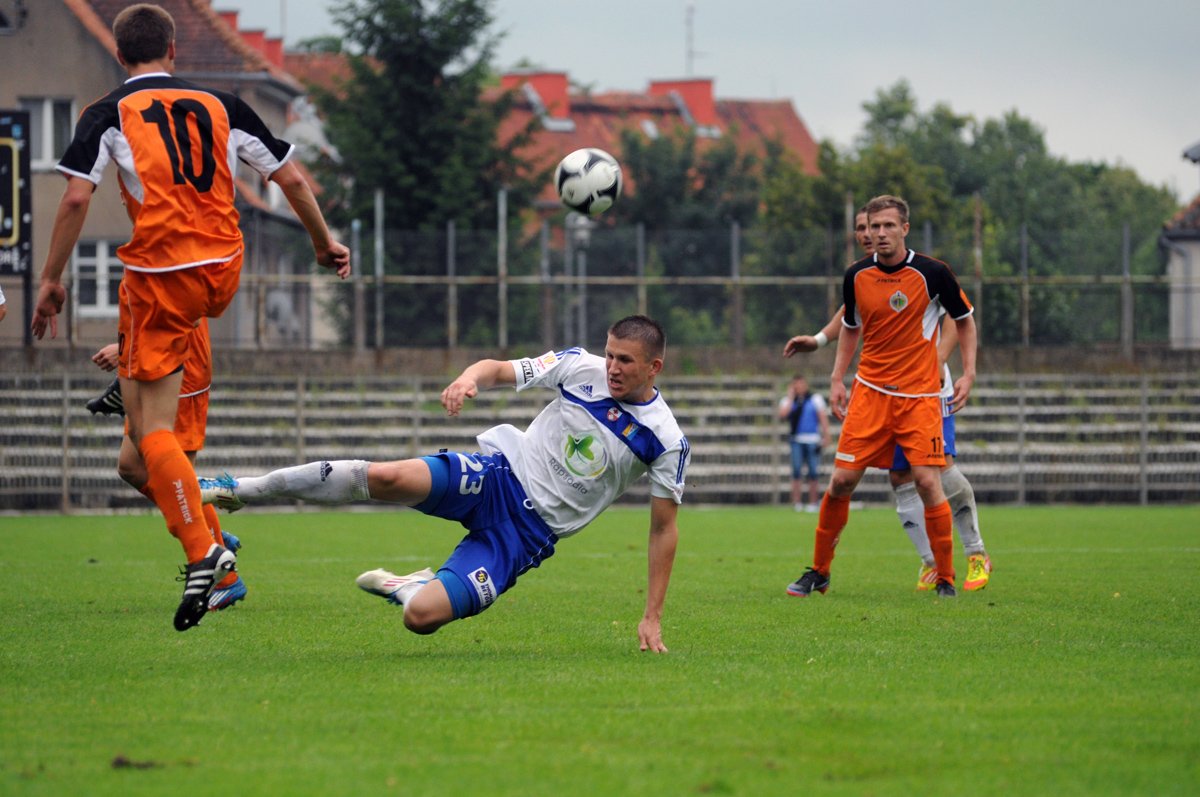 Olimpia zagra w środę z Czarnymi, a Concordia z Arką 