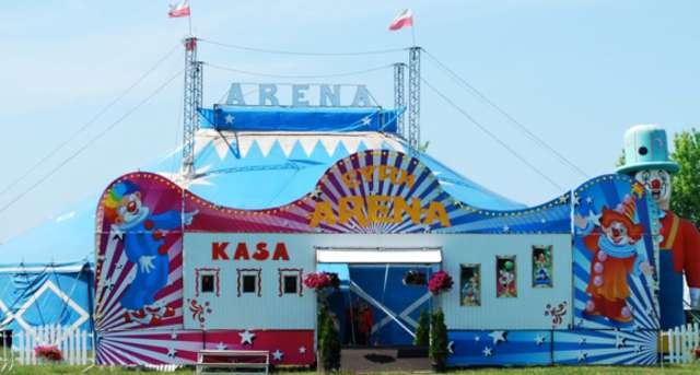 Cyrk Arena zajedzie do Elbląga