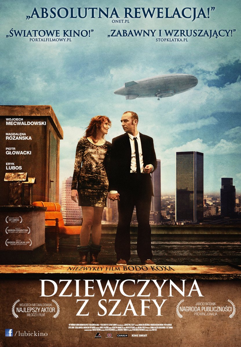 Dziewczyna z szafy w kinie Światowid
