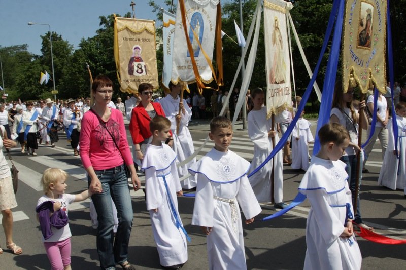 Procesje Bożego Ciała przeszły ulicami Elbląga