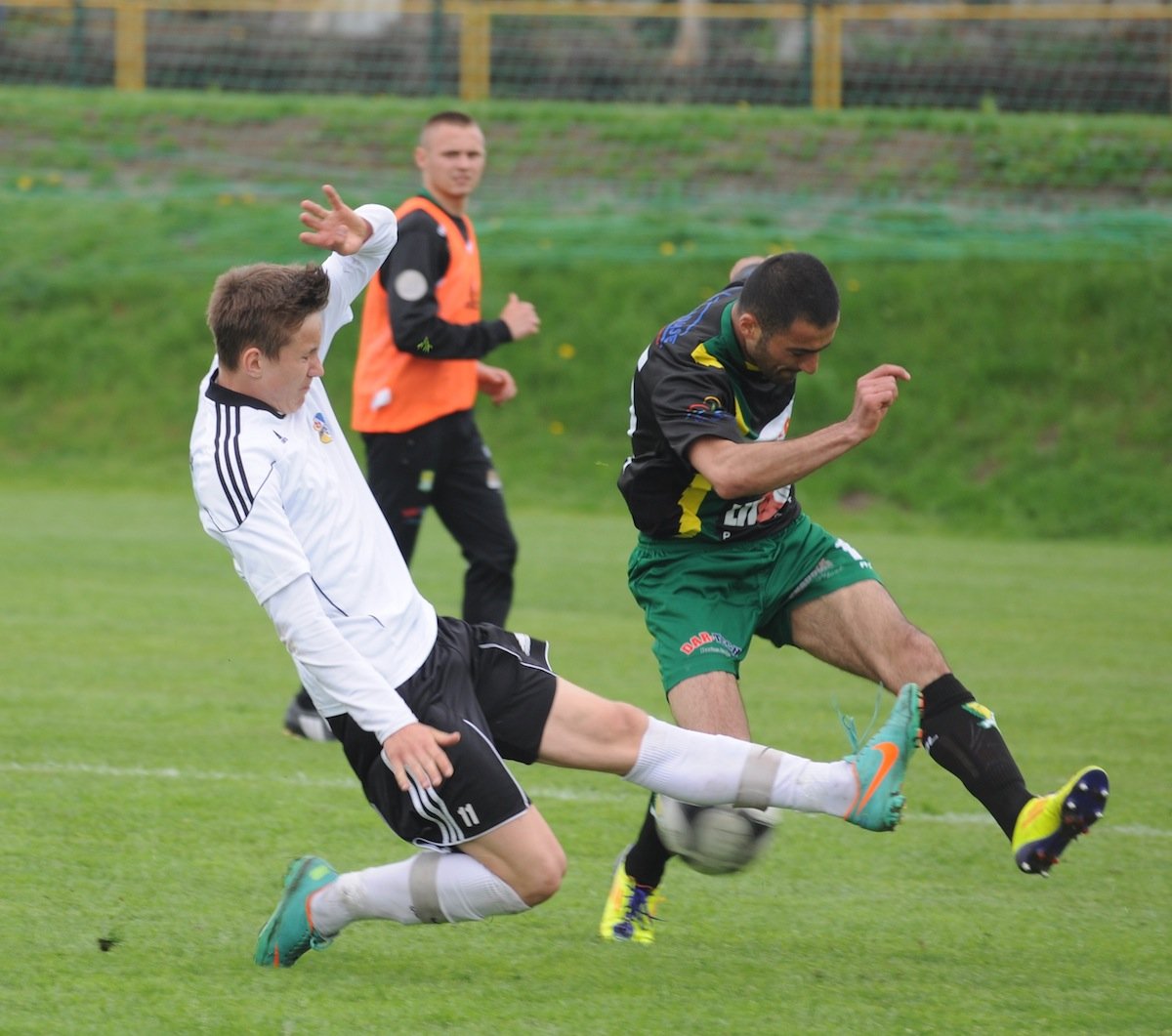 Olimpia 2004 Elbląg przegrała z Dębem w Dąbrowie Białostockiej 0:2